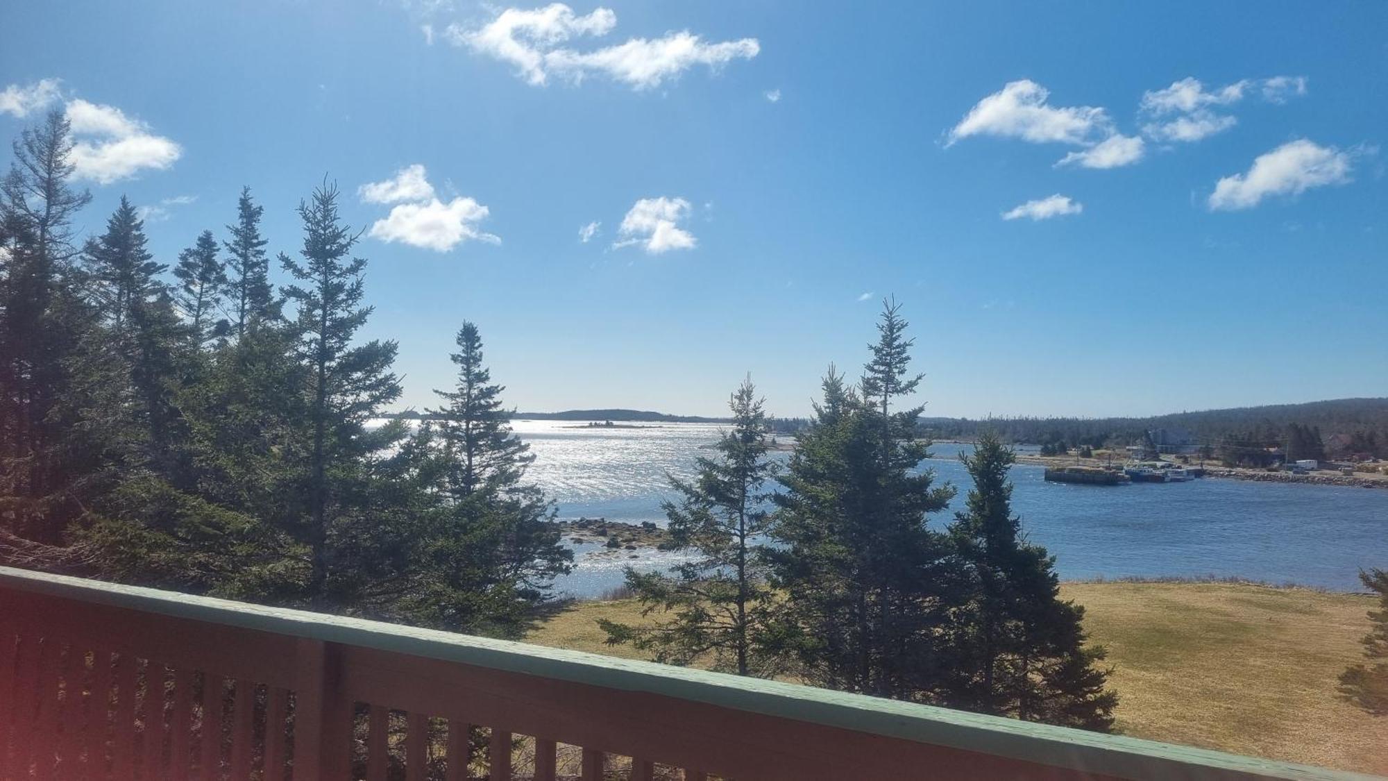 Oceanfront Apartments Port Dufferin Bagian luar foto